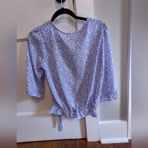 Sienna Sky Floral women's top - Picture 2 of 5